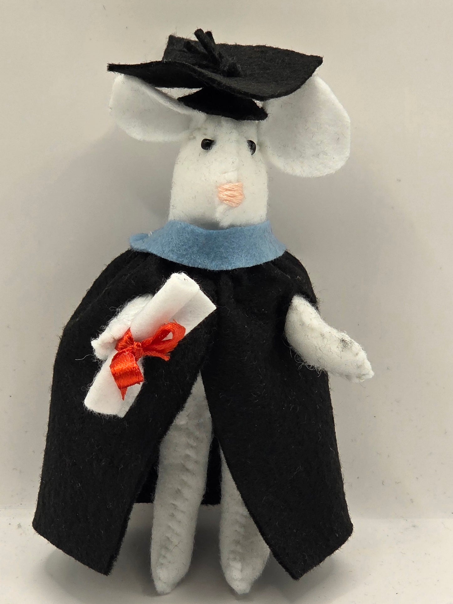 Make a Graduation Mouse