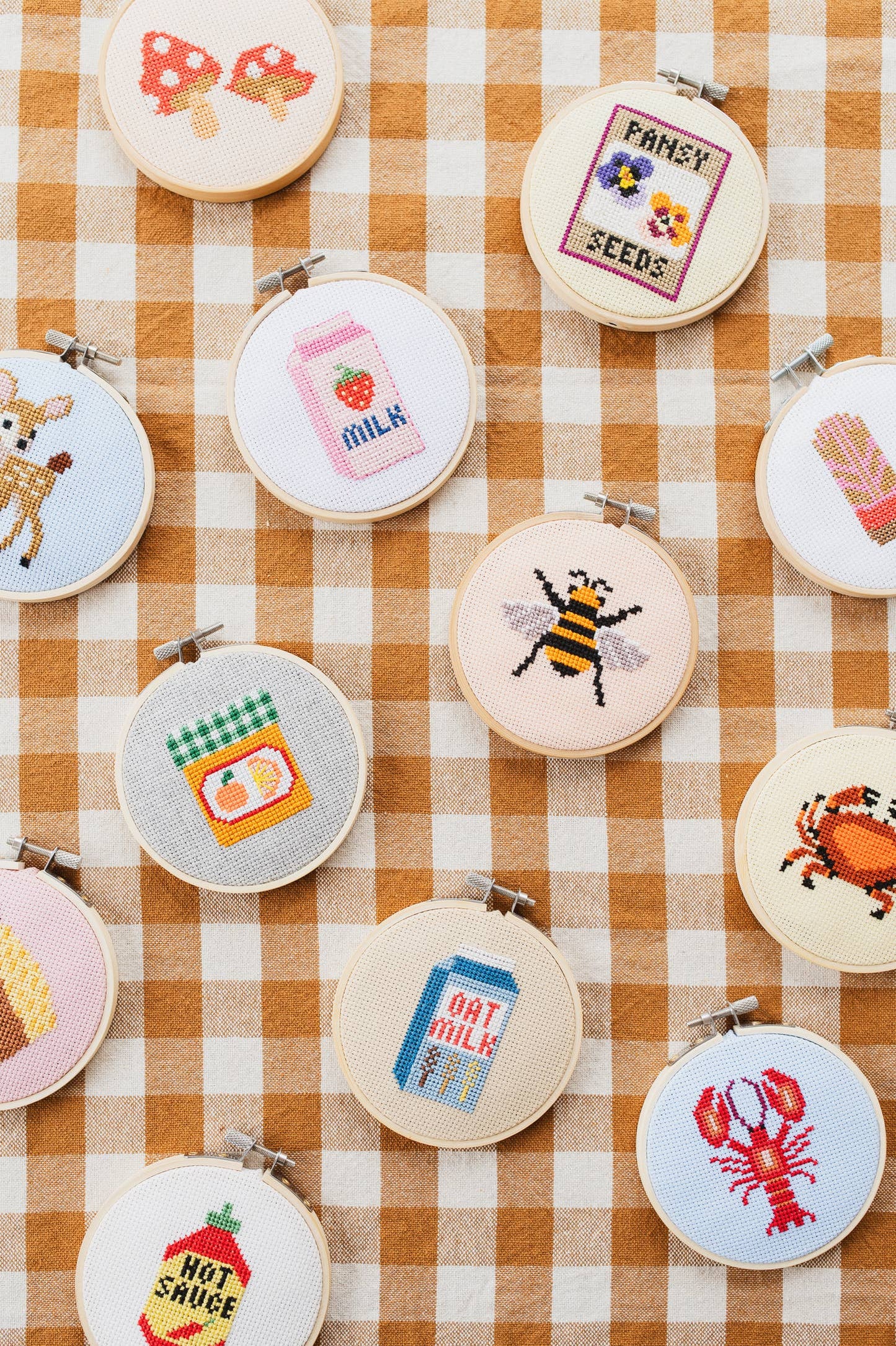 Beginner Bumble Bee Cross Stitch Kit