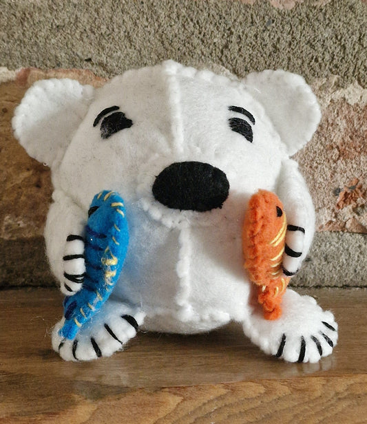 Make Paula the Polar Bear Sewing Kit