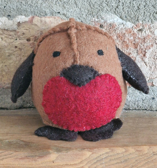 Make a Winter Robin Sewing Kit