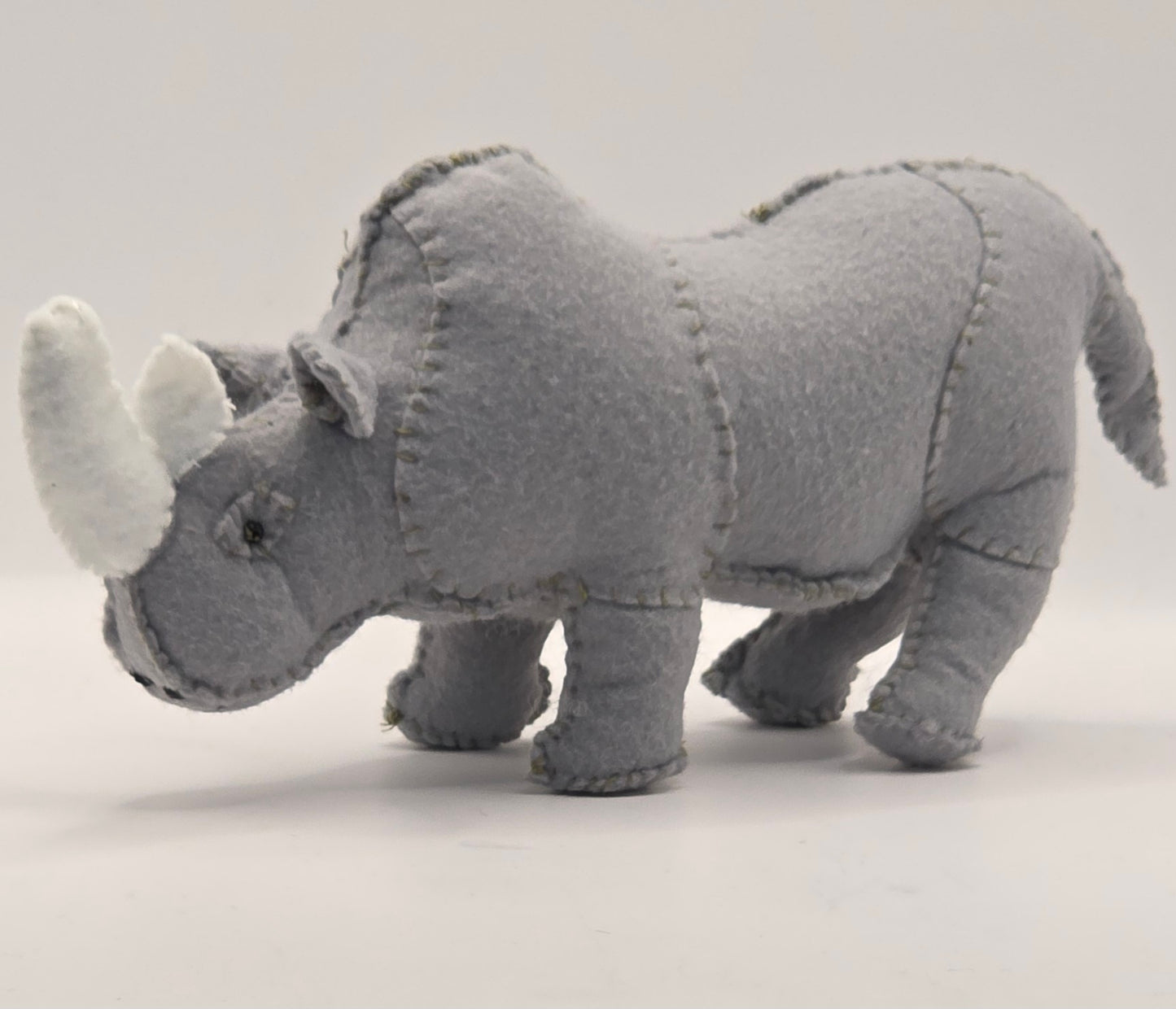 Rhino Sewing Kit