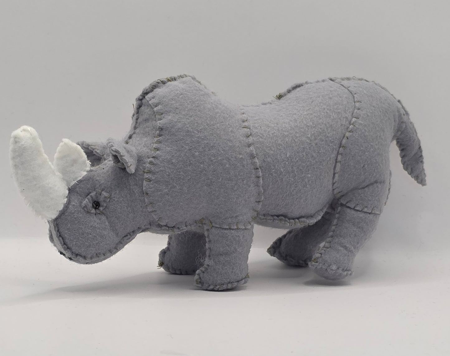 Rhino Sewing Kit