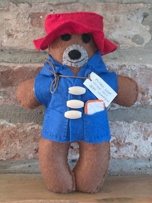 Make a 22cm Paddington Bear Sewing Kit