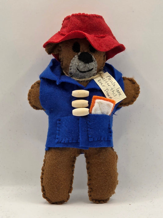 Make a 17cm Paddington Bear Sewing Kit