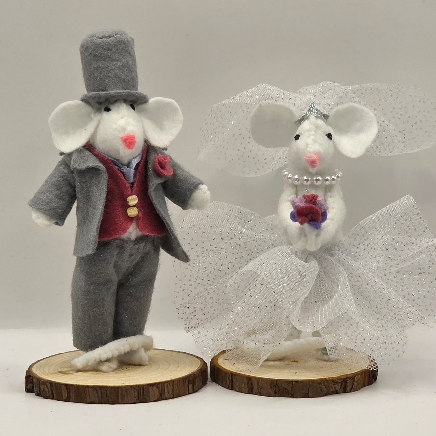 Make a Mouse Bride & Groom Sewing Kit