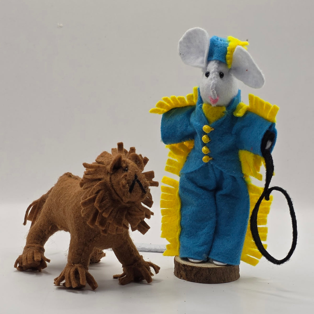 Make a Circus Sewing Kit