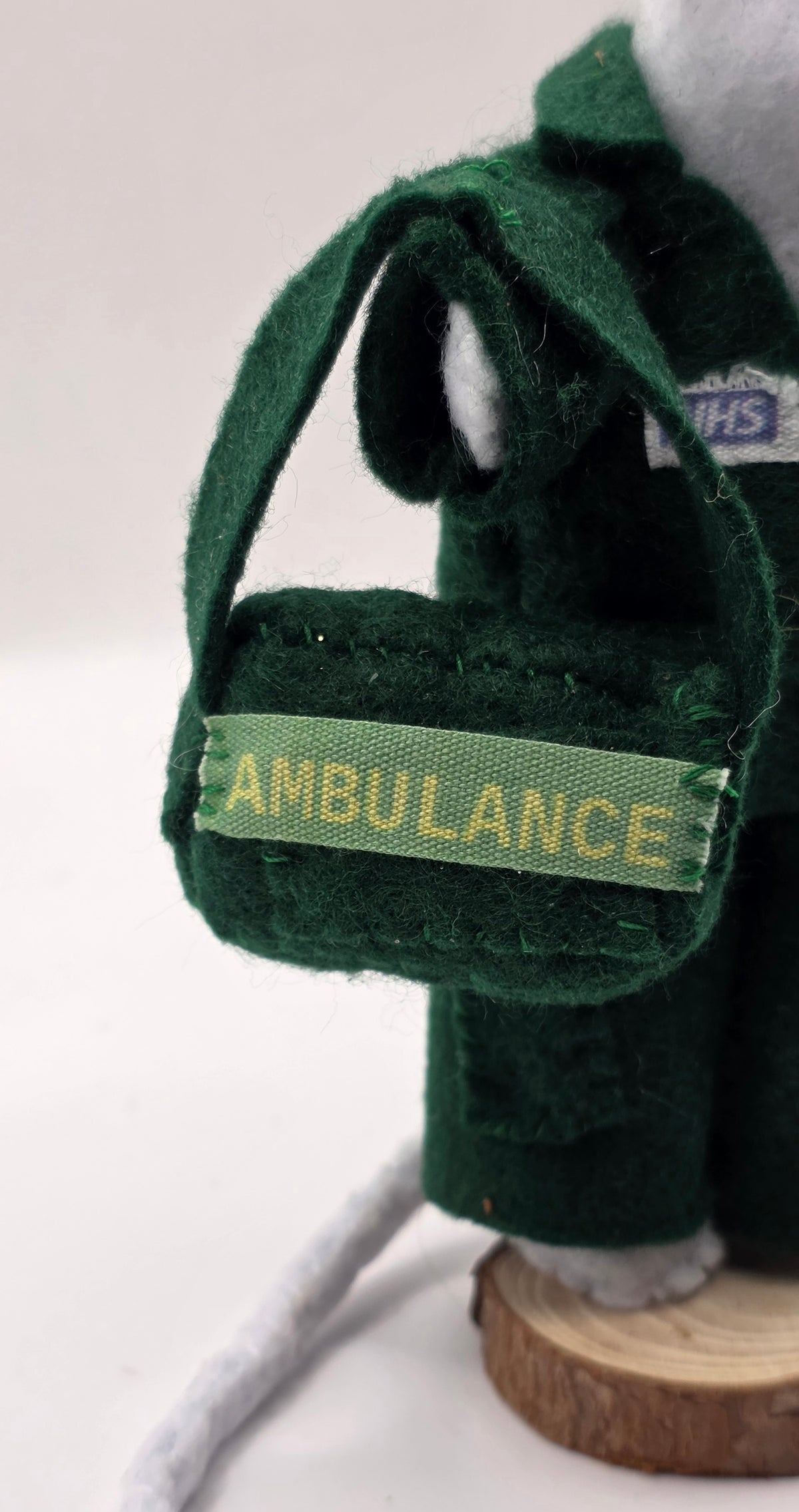 Make a Paramedic Mouse Sewing Kit