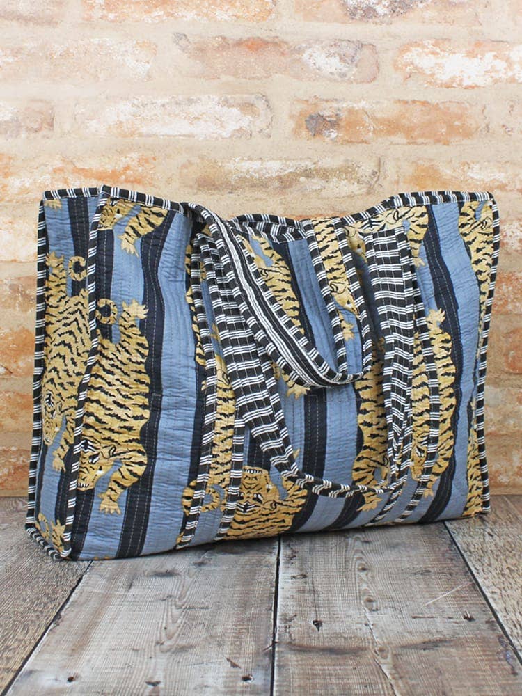 JT6502GY QUILTED COTTON TOTE BAG - TIGER PRINT