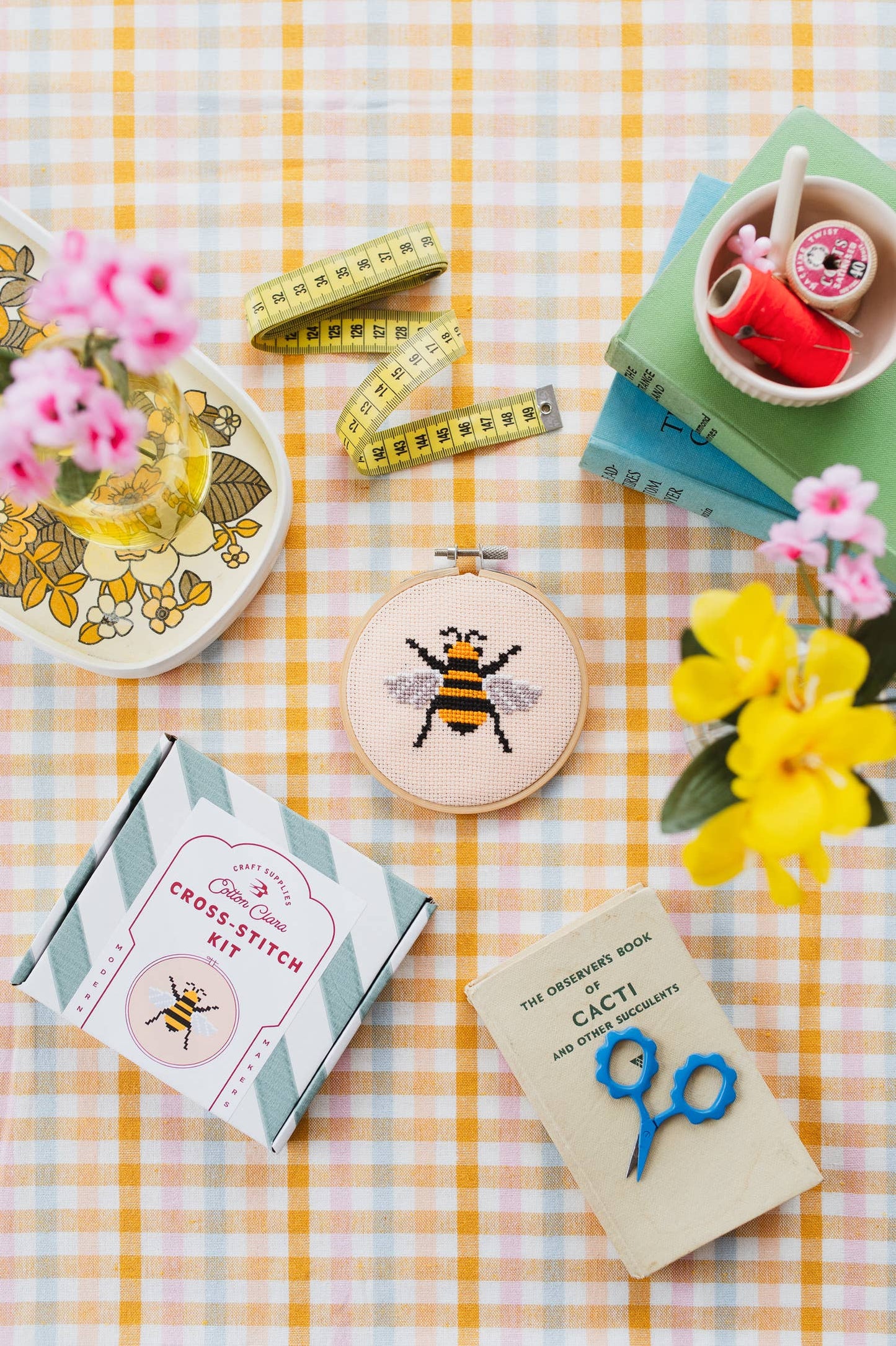 Beginner Bumble Bee Cross Stitch Kit